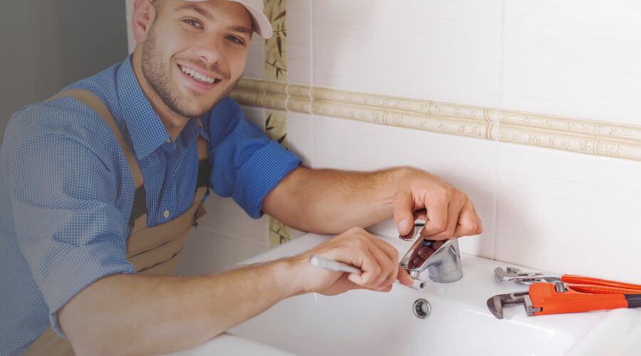 Professional clogged drains services in Collinsville, AL